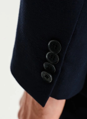 Ślubny granatowy garnitur męski