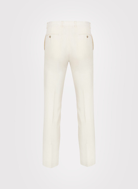 Beżowy garnitur męski z lnem