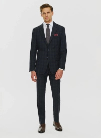 Garnitur męski w kratkę w odcieniu granatowym