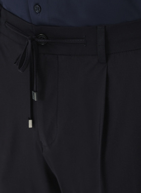 Spodnie garniturowe w kolorze granatowym