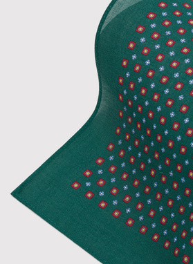 Zielona poszetka mikrowzór