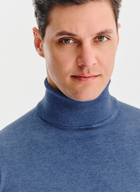 Golf męski w niebieskim kolorze