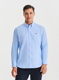 Niebieska koszula męska