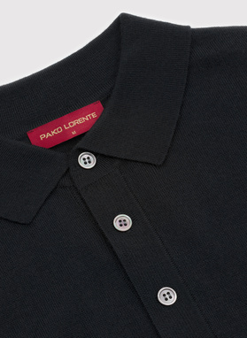 Czarne polo swetrowe z wełny merino