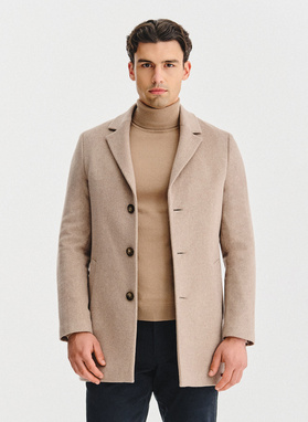 Beżowy płaszcz z wełną