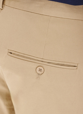 Beżowe szorty męskie z bawełną