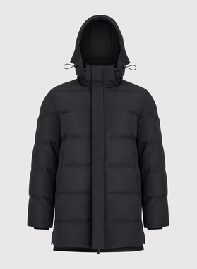 Czarna puchowa kurtka męska