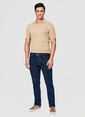 Beżowe polo swetrowe