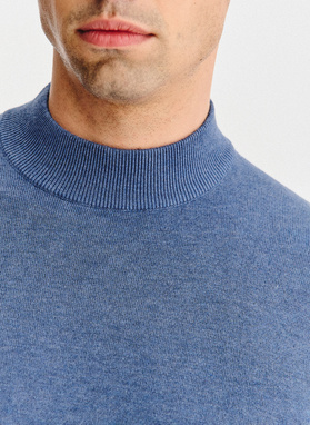 Półgolf męski w niebieskim kolorze