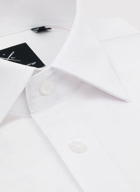 Biała koszula męska z długim rękawem