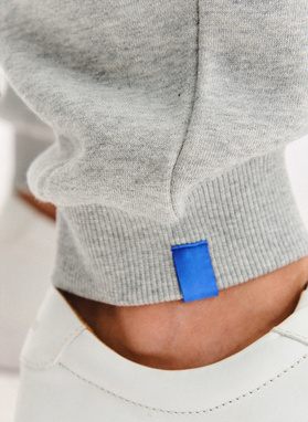 Spodnie dresowe w szarym kolorze