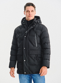 Czarna kurtka męska na zimę