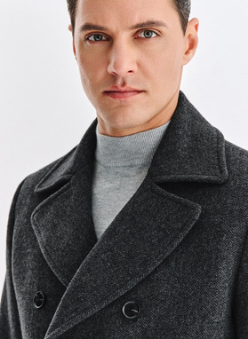 Szary płaszcz dwurzędowy z wełną