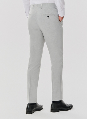 Spodnie garniturowe w kolorze jasnoszarym