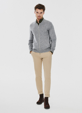 Sweter męski rozpinany w szarym kolorze