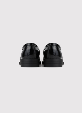 Czarne lakierowane mokasyny męskie