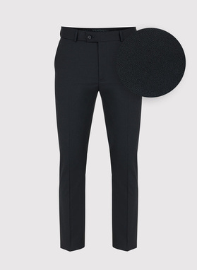 Klasyczny czarny gładki garnitur