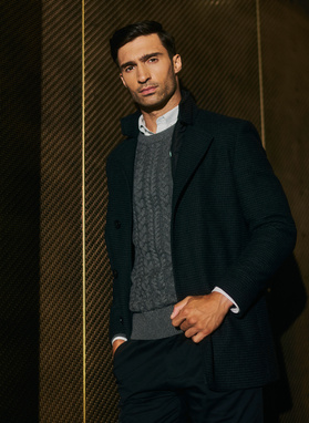 Ciemnoszary płaszcz w pepitkę