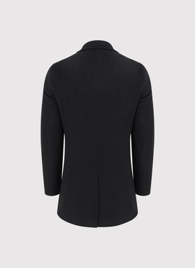 Czarny płaszcz z wełną