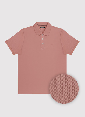 Różowy t-shirt polo na trzy guziczki