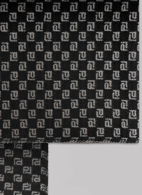 Czarny szalik męski z białym sygnetem PL