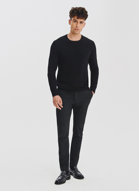 Sweter męski w kolorze czarnym