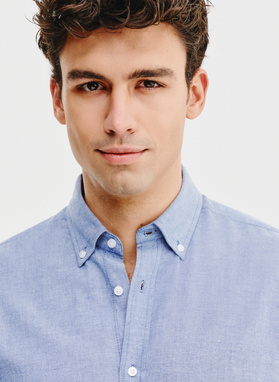 Koszula męska z kołnierzem na guziki