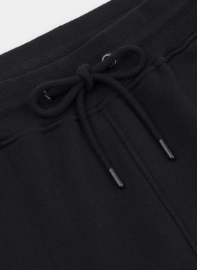 Czarny dres męski z bluzą z kapturem