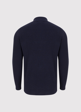 Granatowy sweter z rozpinaną stójką