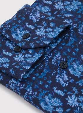 Granatowa dzianinowa koszula w kwiaty