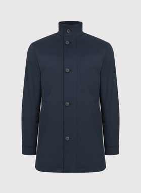 Granatowy płaszcz jesienny