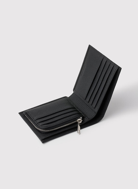 Czarny skórzany portfel męski