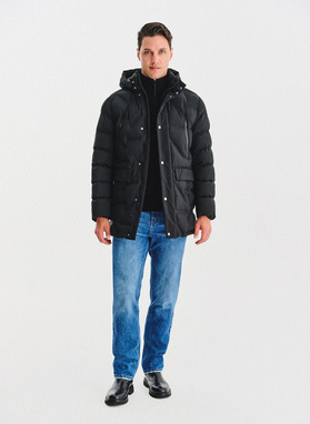 Czarna kurtka męska na zimę