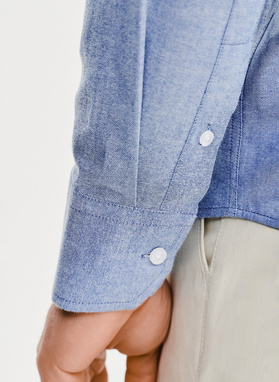 Koszula męska z kołnierzem na guziki