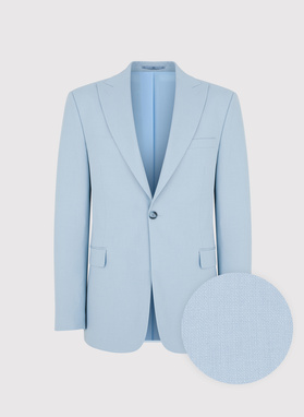 Błękitny garnitur męski