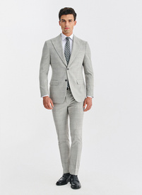 Szary garnitur męski w kratkę