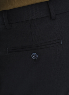 Spodnie garniturowe w kolorze granatowym