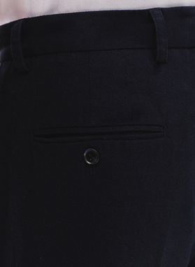 Granatowe spodnie męskie z lnem