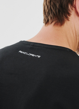 Czarny gładki t-shirt v-neck