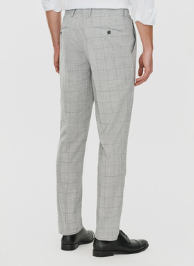 Szare garniturowe spodnie męskie w kratę