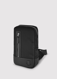 Czarna torba saszetka na ramię