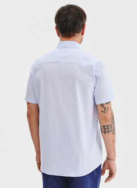 Lniana niebieska koszula z krótkim rękawem