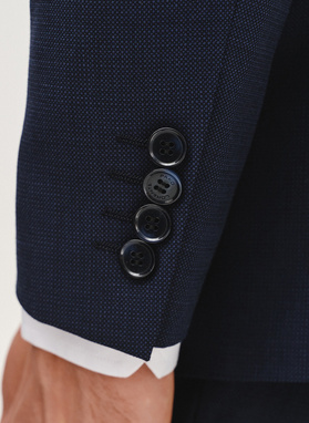 Ślubny granatowy garnitur męski