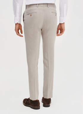 Gładki beżowy garnitur męski