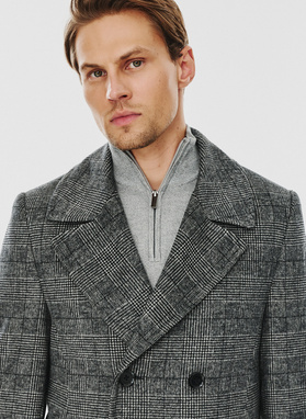 Szary męski płaszcz w kratę