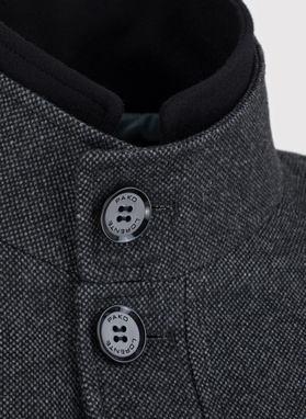 Szary płaszcz męski zapinany na guziki