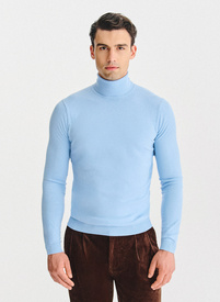 Jasnoniebieski gładki golf męski