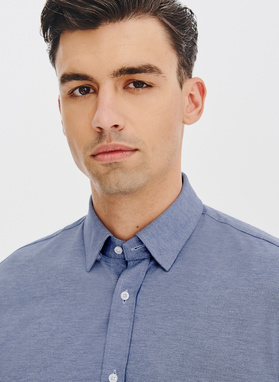 Niebieska koszula melanż