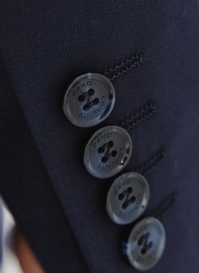 Wełniany granatowy garnitur męski