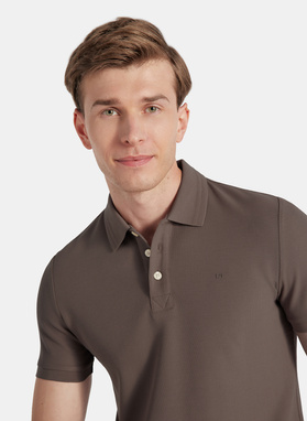 Brązowy t-shirt polo na trzy guziczki